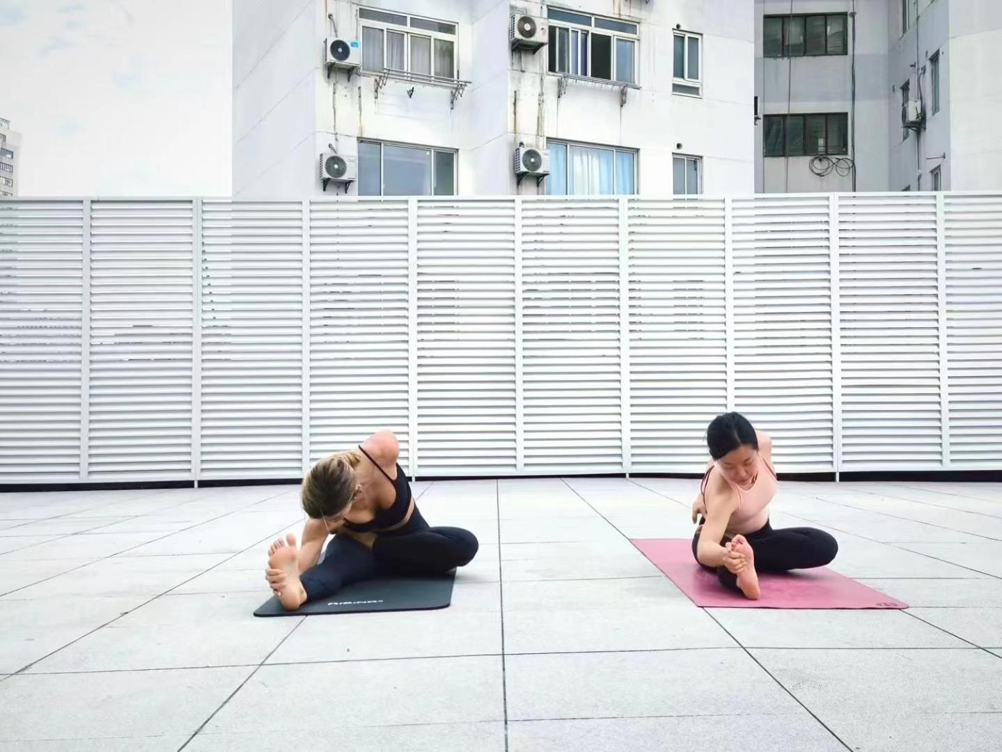 Hi Cozy International Youth Hostel East Nanjing Road & The Bund - Free Gym Shanghai Bagian luar foto