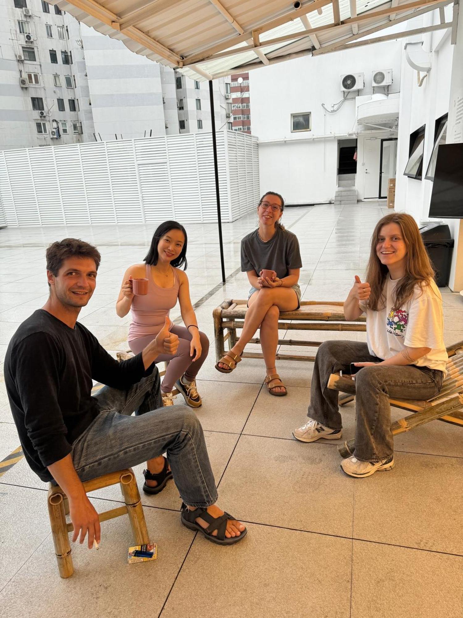 Hi Cozy International Youth Hostel East Nanjing Road & The Bund - Free Gym Shanghai Bagian luar foto
