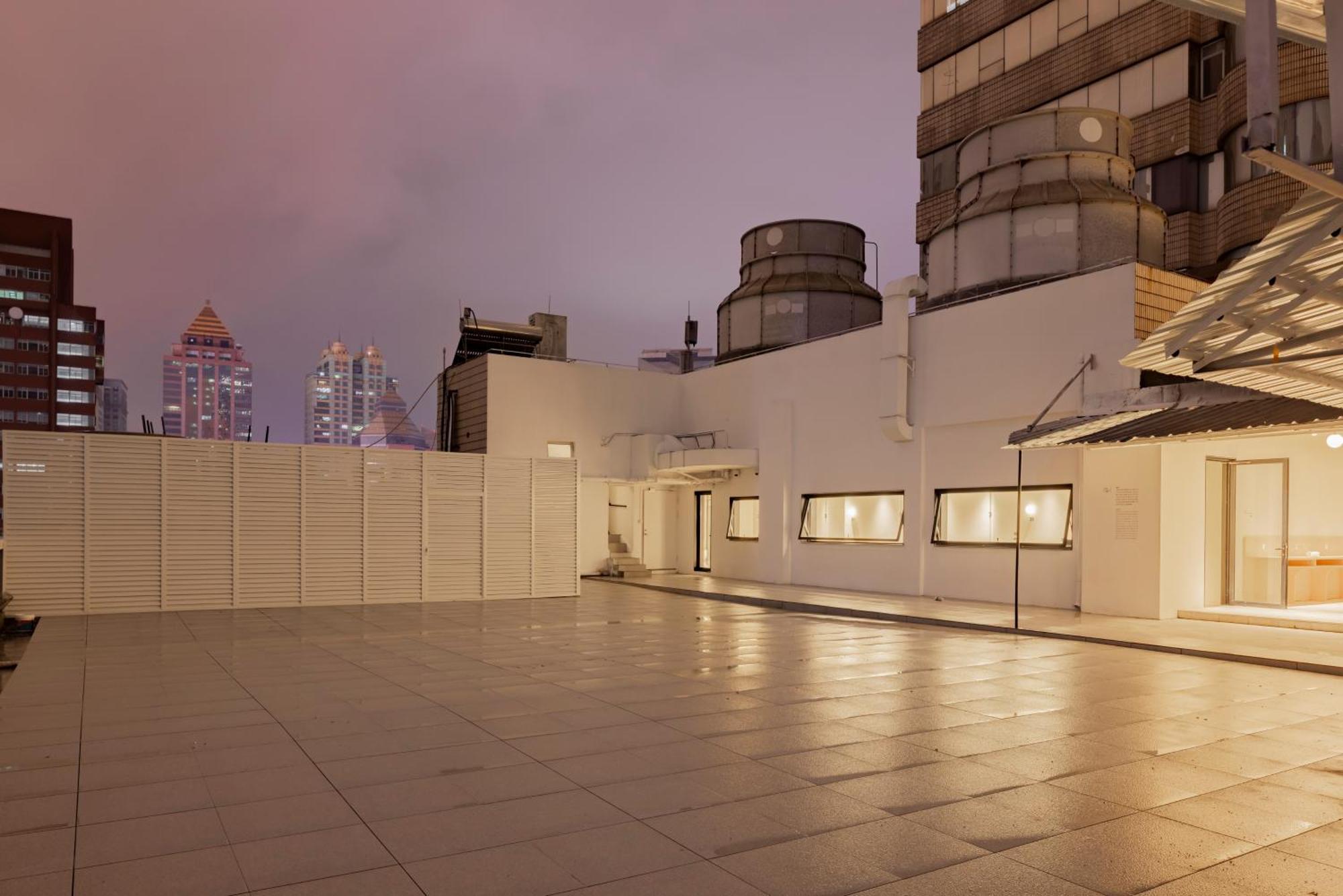 Hi Cozy International Youth Hostel East Nanjing Road & The Bund - Free Gym Shanghai Bagian luar foto